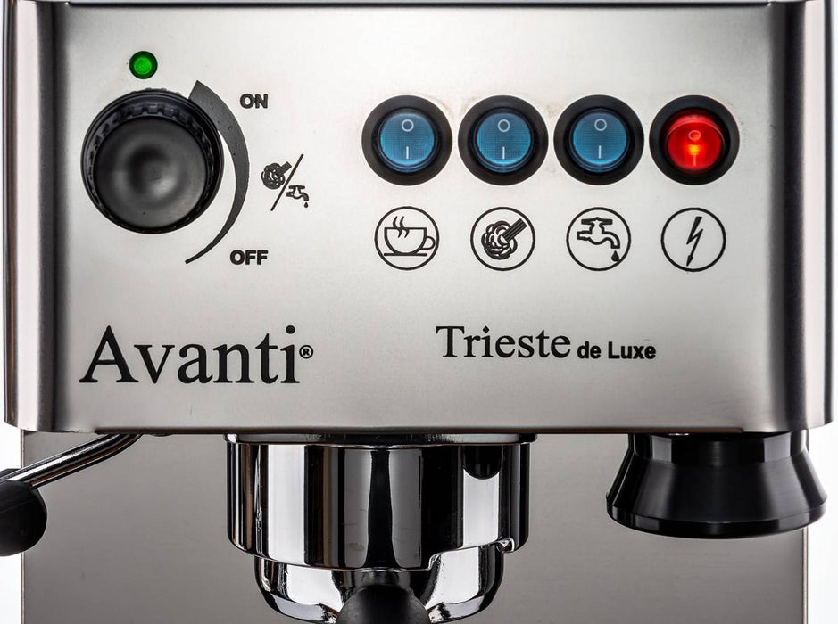 Avanti-Triestre-Deluxe_La machine a café